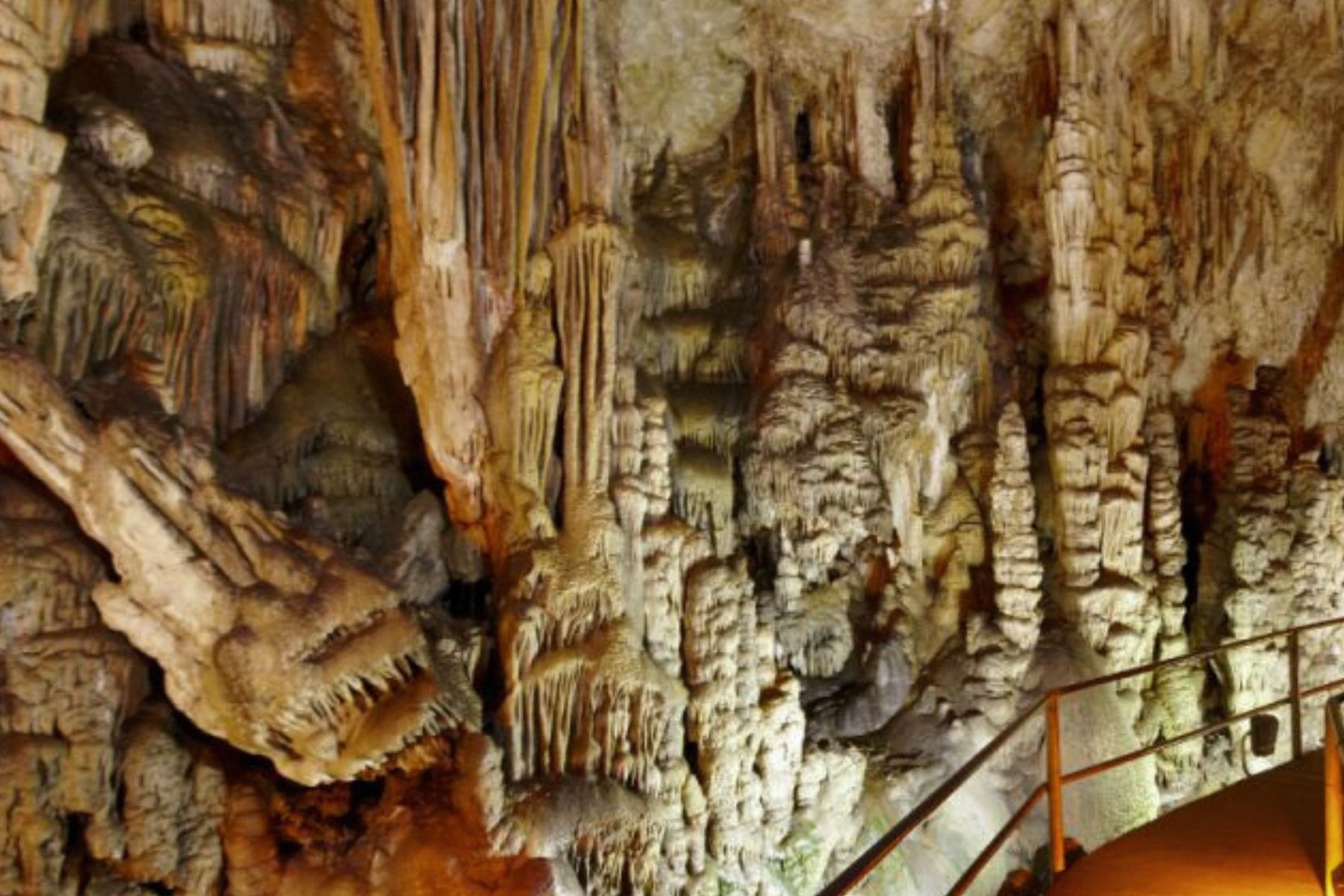 Lasithi Plateau & Diktaean Cave_ExperiencesonLand